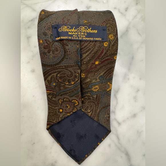 Vintage Brooks Brothers Paisley All Wool Tie – Classic Preppy Designer Necktie - Picture 2 of 3